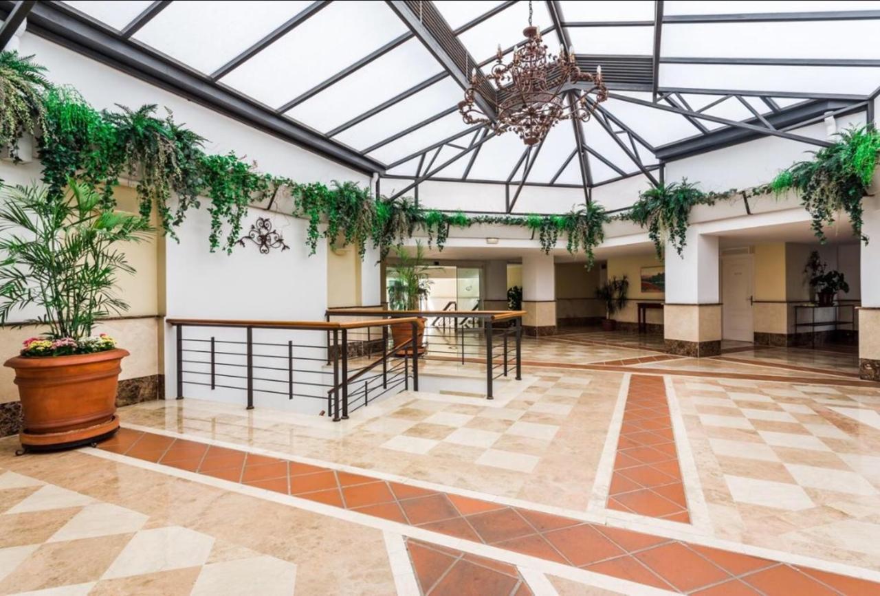 Terrazas De Banus Apartment Marbella Ngoại thất bức ảnh